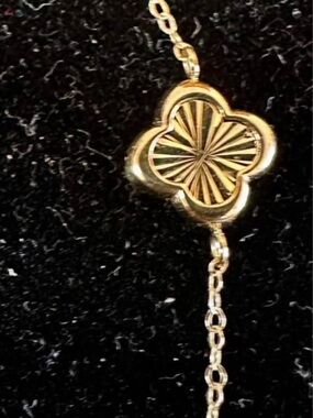 EEUC 14K Solid Gold Clover bracelet